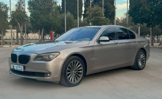 BMW 740i دمشق